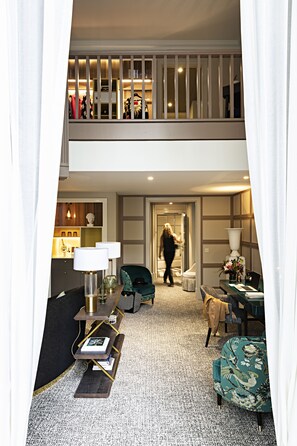 Suite, 1 King Bed, Balcony (Opera Duplex, Blvd. or Scribe St.view)