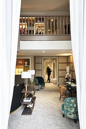Suite, 1 King Bed, Balcony (Opera Duplex, Blvd. or Scribe St.view)