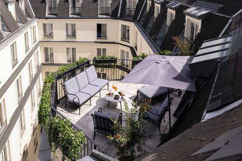 Suite, 1 Queen Bed, Terrace, Courtyard View