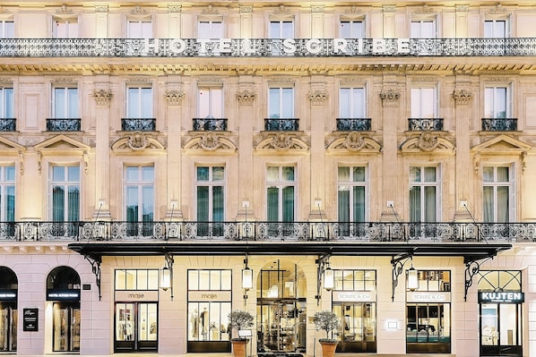 Front of property - Sofitel Le Scribe Paris Opéra (Paris)