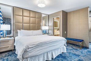 1 bedroom, premium bedding, down comforters, desk