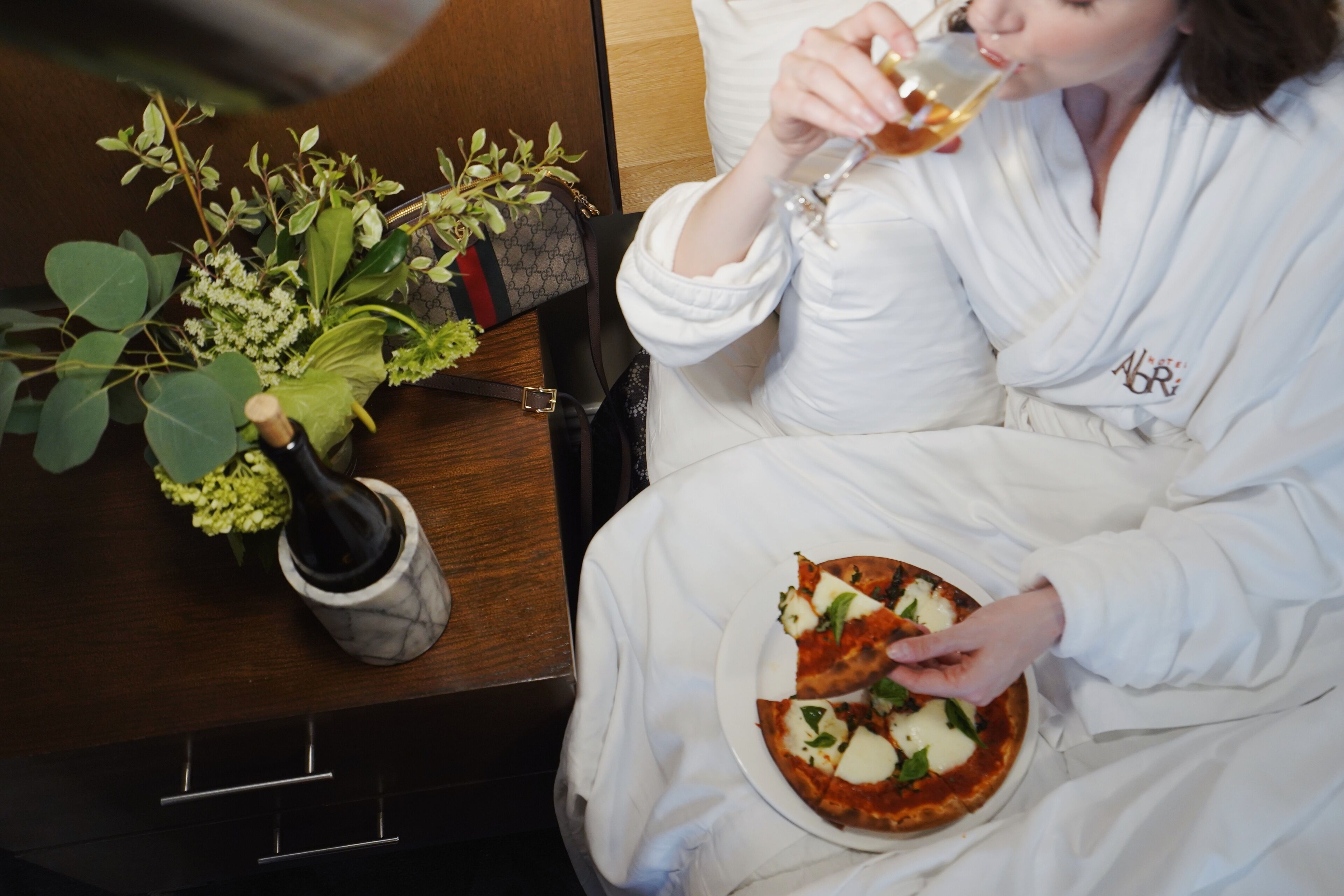 premium bedding, in-room safe, desk, laptop workspace