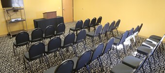 Quality Inn & Suites Watertown near Prairie Lakes Ice Arena