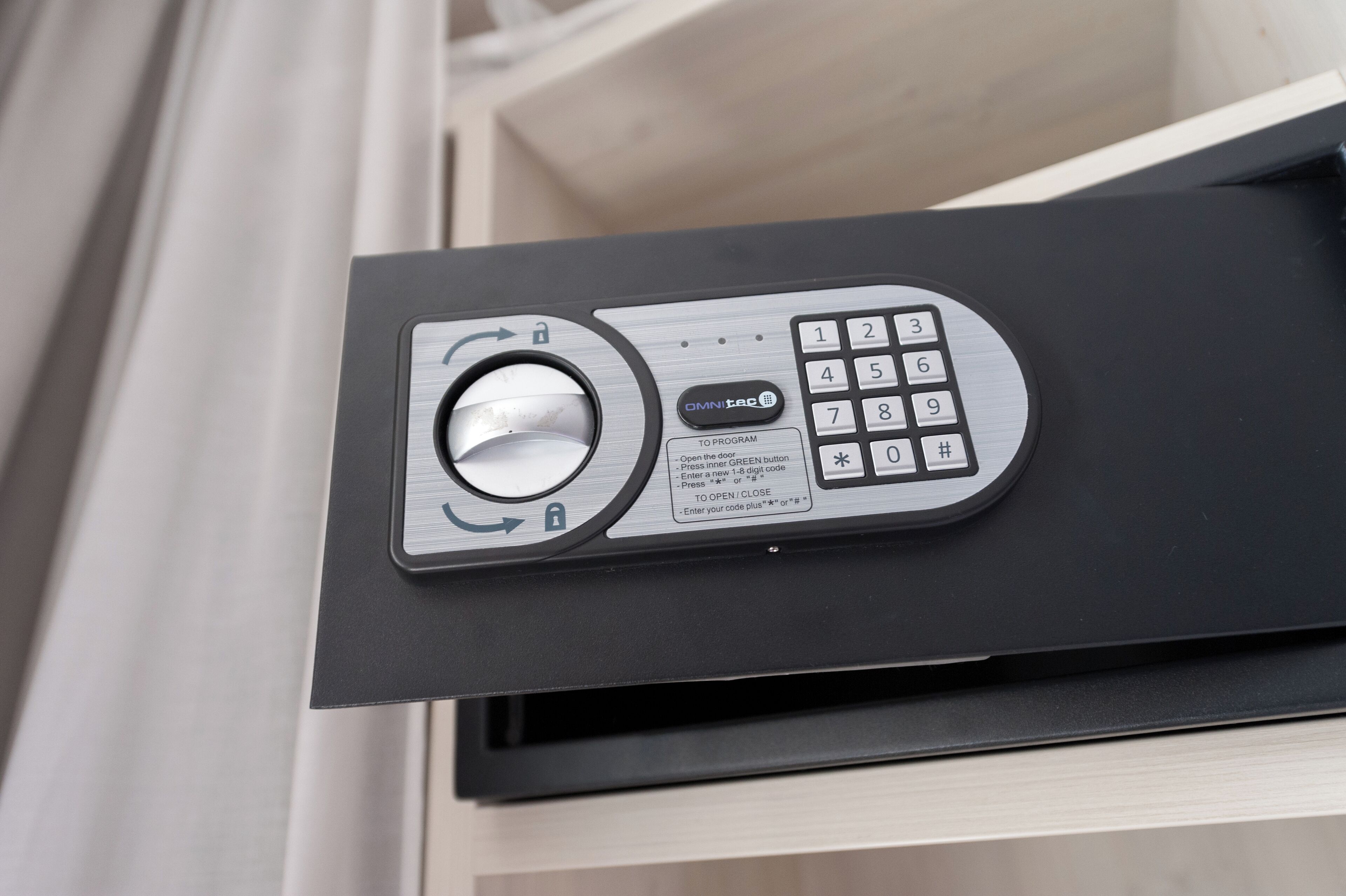 premium bedding, in-room safe, desk, laptop workspace