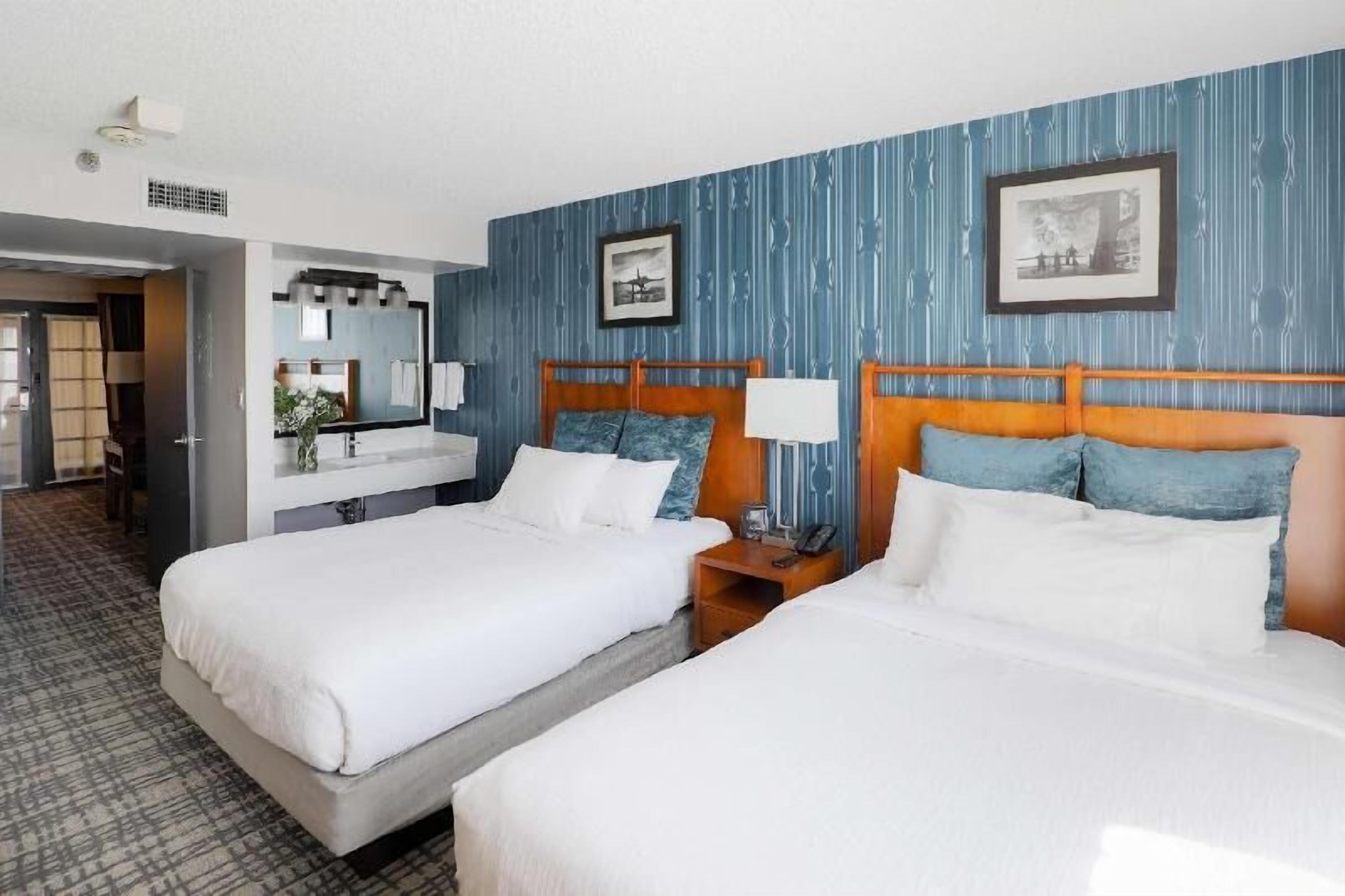 In-room safe, desk, laptop workspace, iron/ironing board
