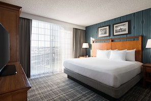 In-room safe, desk, laptop workspace, iron/ironing board