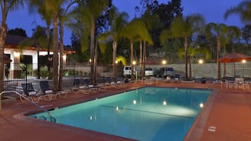 Outdoor pool, open 8:00 AM to 9:00 PM, sun loungers