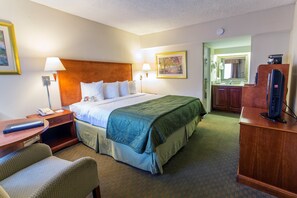 Habitación estándar, 1 cama King size, para no fumadores | Ropa de cama hipoalergénica, escritorio y tabla de planchar con plancha