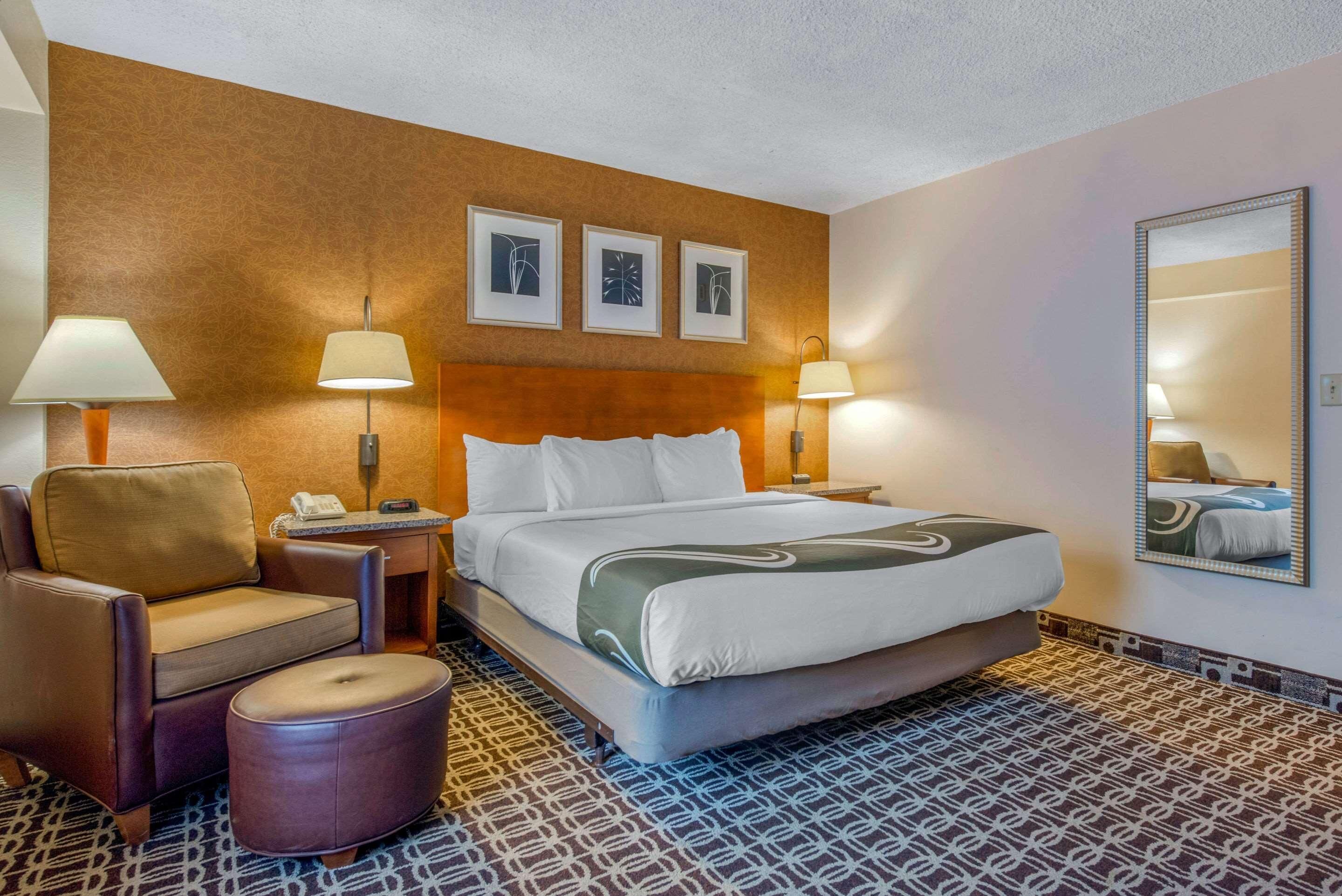 Hypo-allergenic bedding available, desk, iron/ironing board, WiFi (free)