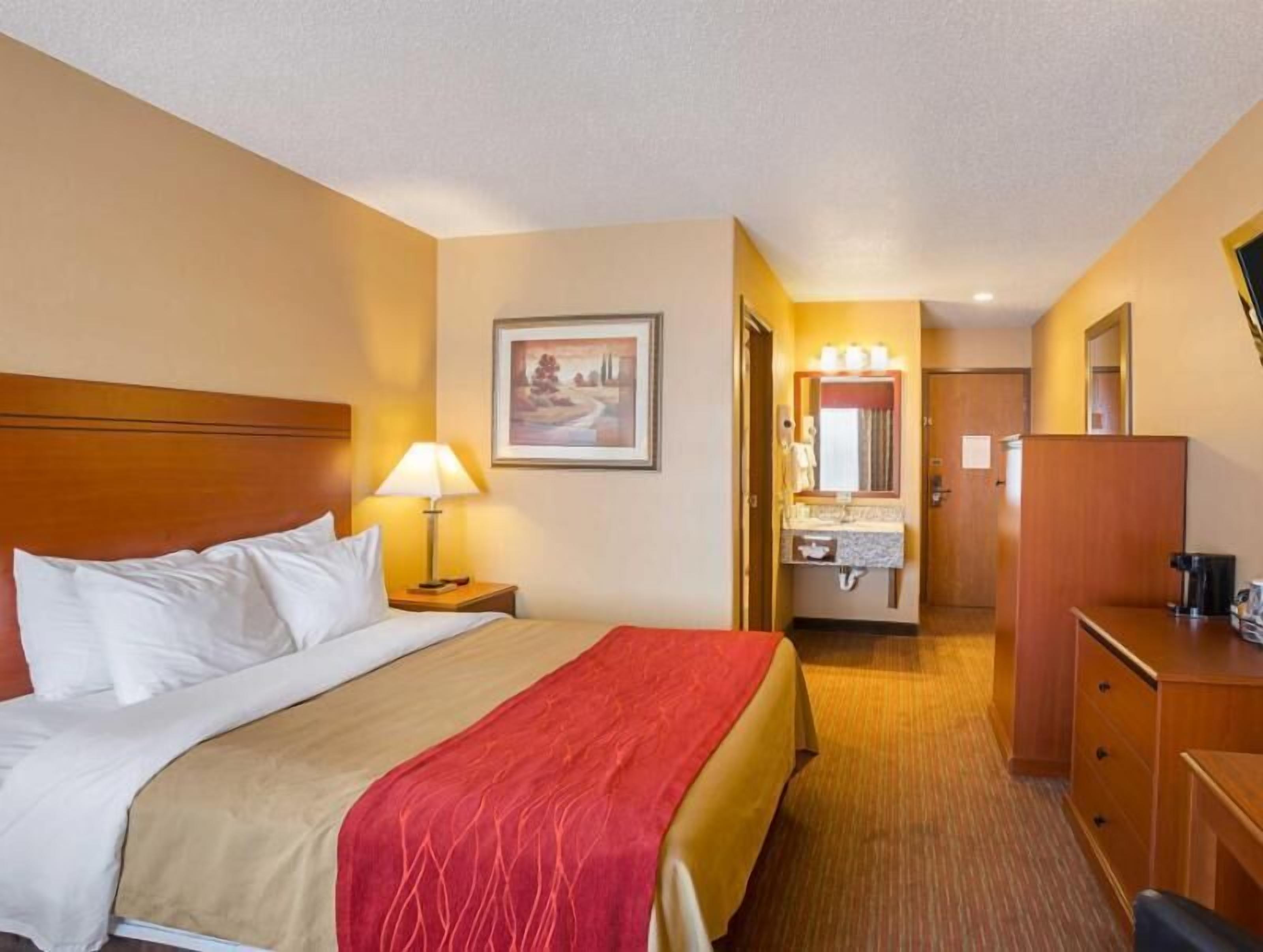 Literie de qualité supérieure, coffres-forts dans les chambres, bureau