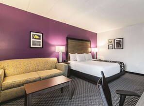 Deluxe Room, 1 King Bed, Non Smoking