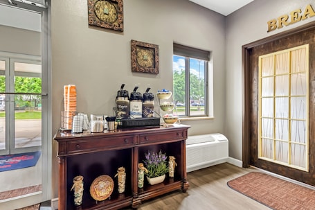 Café y/o cafetera. Quality Inn Brookings - University
