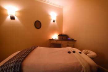 Hot stone massages, deep-tissue massages, Swedish massages at The Little Nell