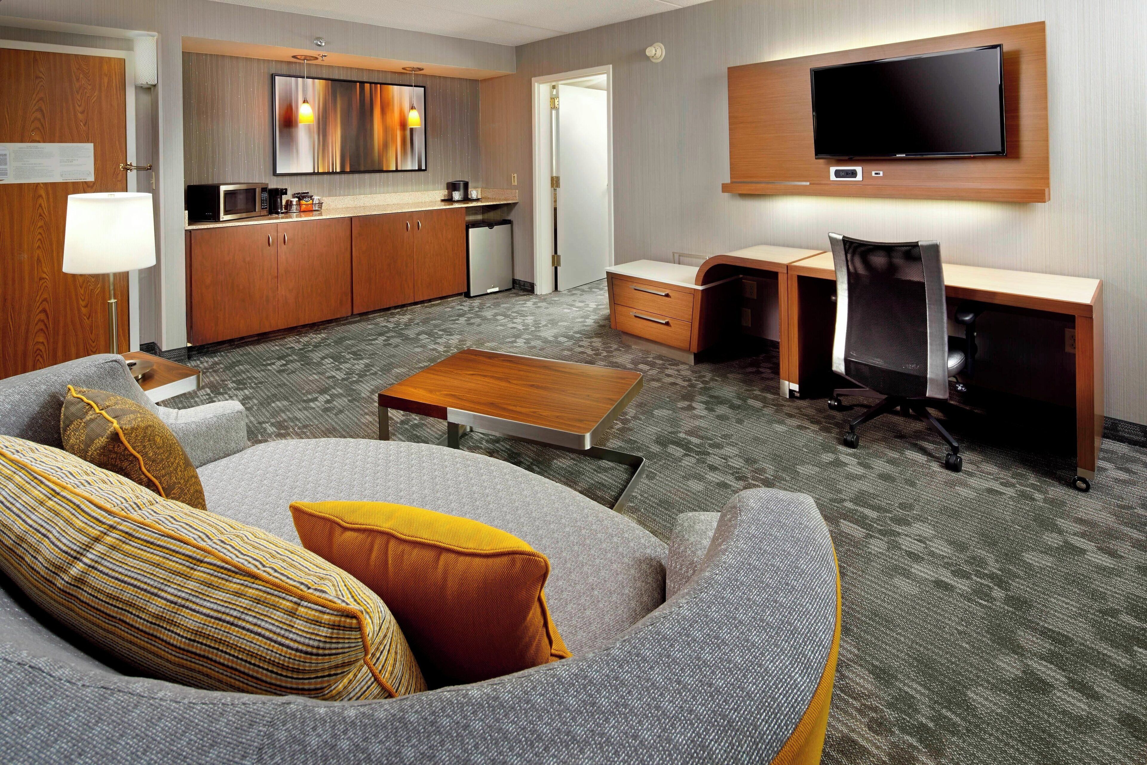 desk, blackout curtains, iron/ironing board, free wifi