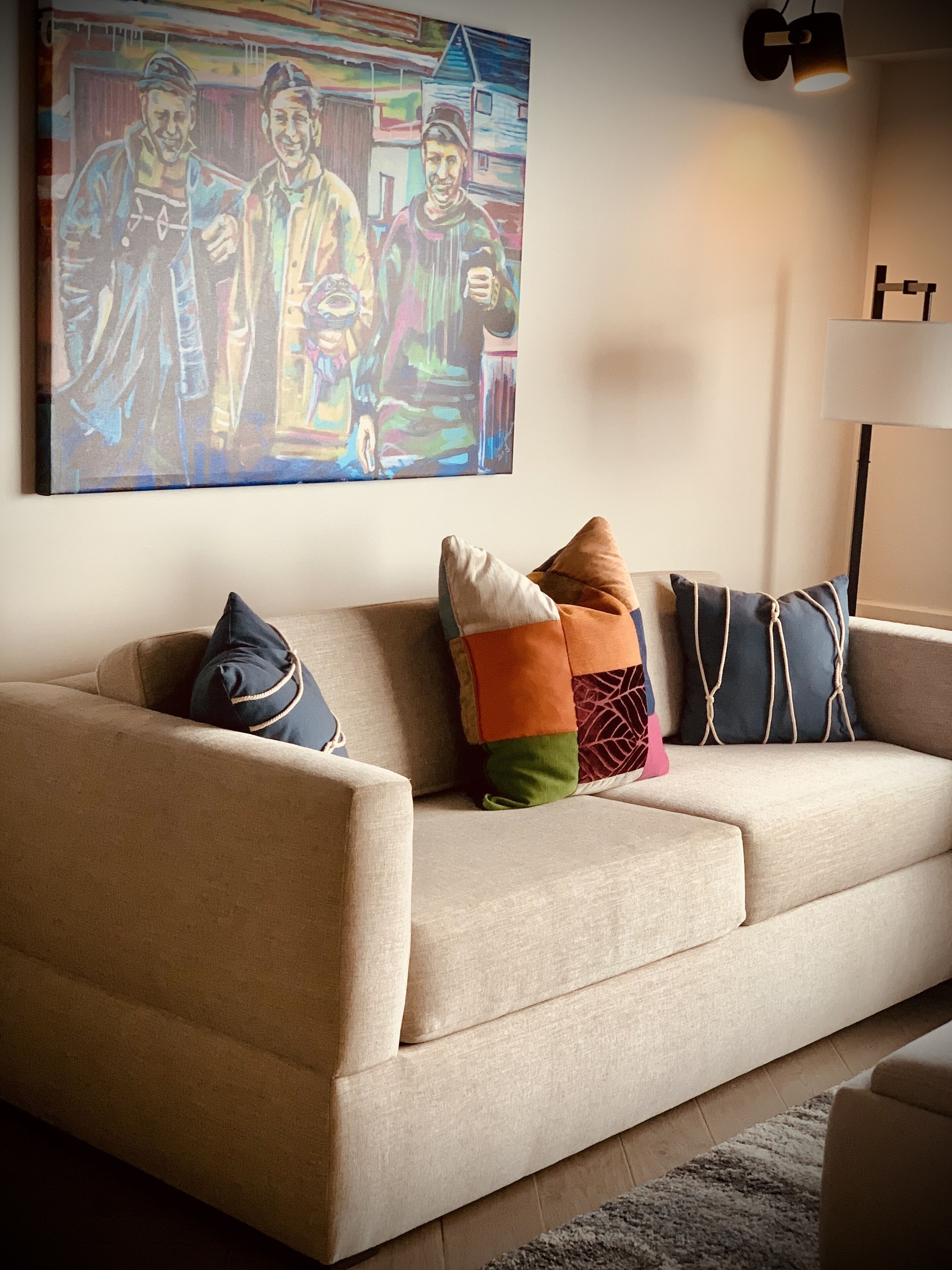 suite, 1 bedroom, harbour view | living area | 55-inch smart tv with cable channels, tv, ipod dock