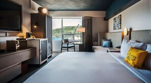 Superior Room, 1 King Bed, Harbour View