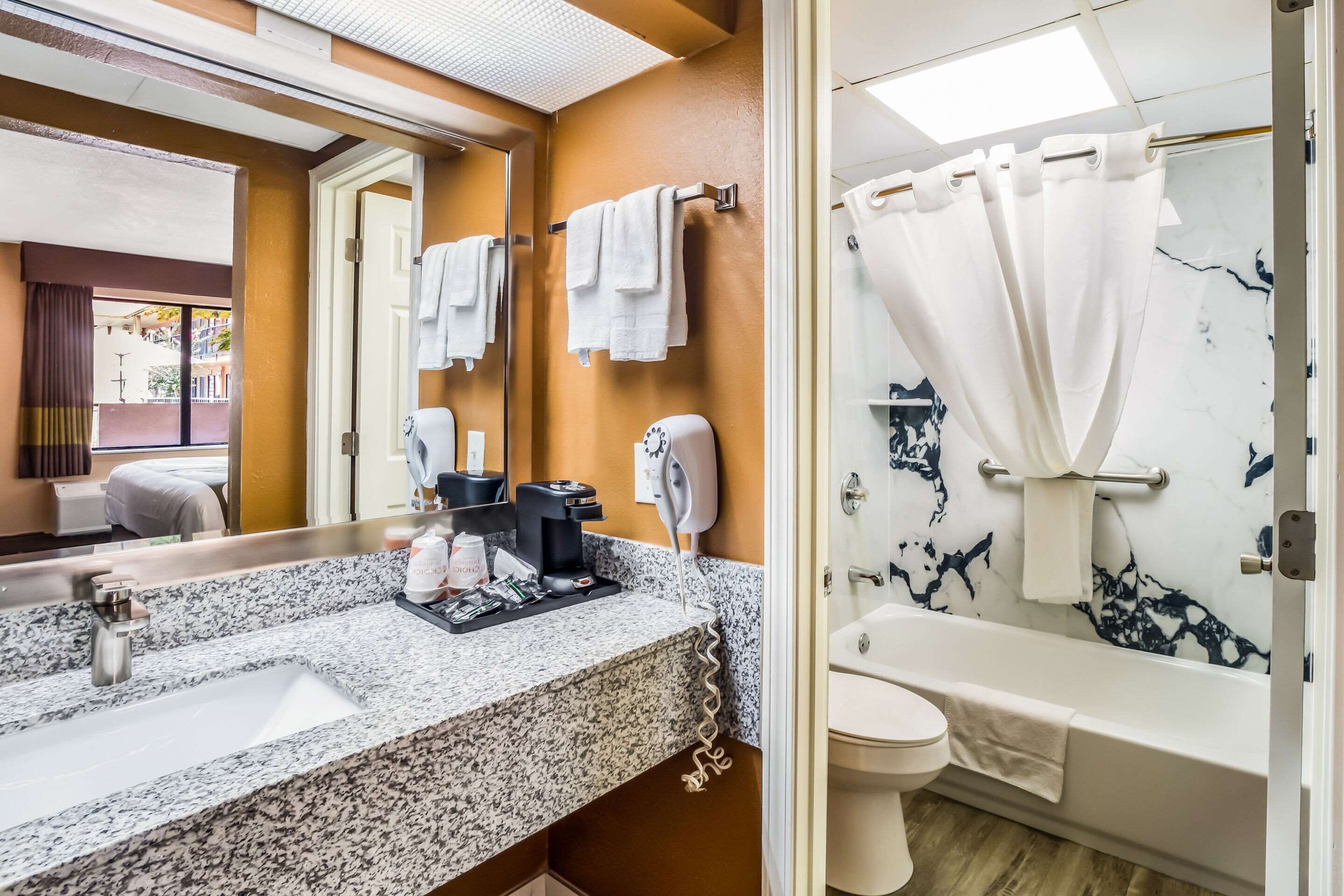 Quality Inn & Suites Corinth West