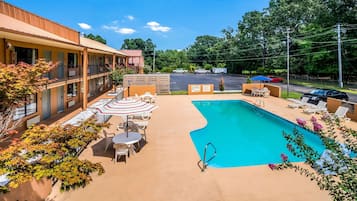 Seasonal outdoor pool