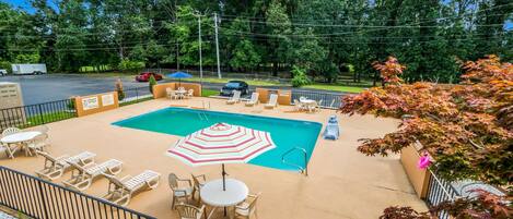 Seasonal outdoor pool