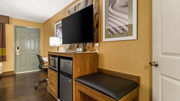 Room, 2 Double Beds, Accessible, Non Smoking | 5 bedrooms, desk, laptop workspace, iron/ironing board