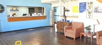 Days Inn by Wyndham North Sioux City