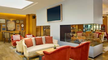 Bar (trong khuôn viên)