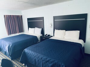 Bureau, Wi-Fi gratuit, draps fournis, réveils