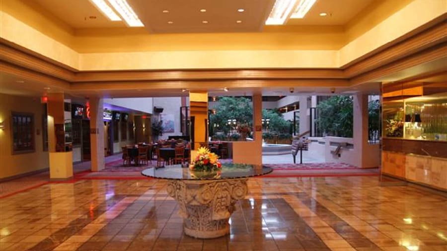 Ramada by Wyndham Viscount Suites Tucson East