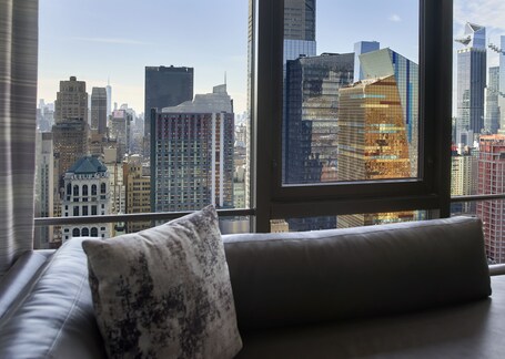 New York Marriott Marquis - view 2