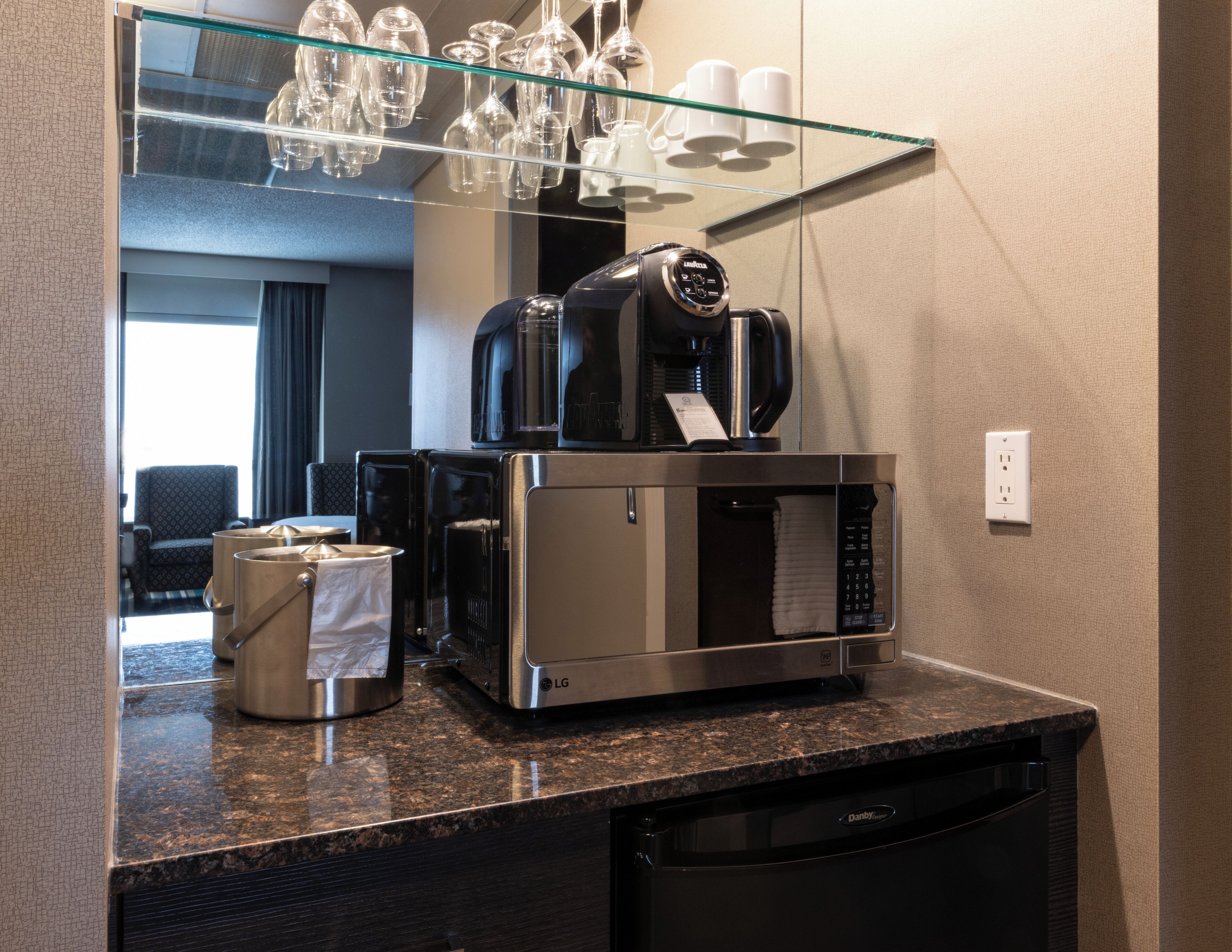 premium bedding, in-room safe, desk, laptop workspace