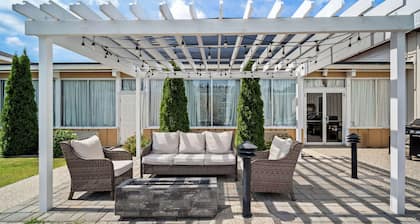 Best Western Merry Manor Inn