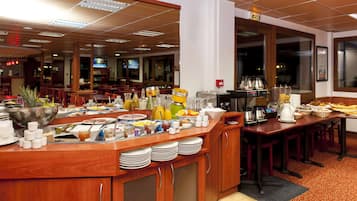 Daily buffet breakfast (EUR 13 per person)