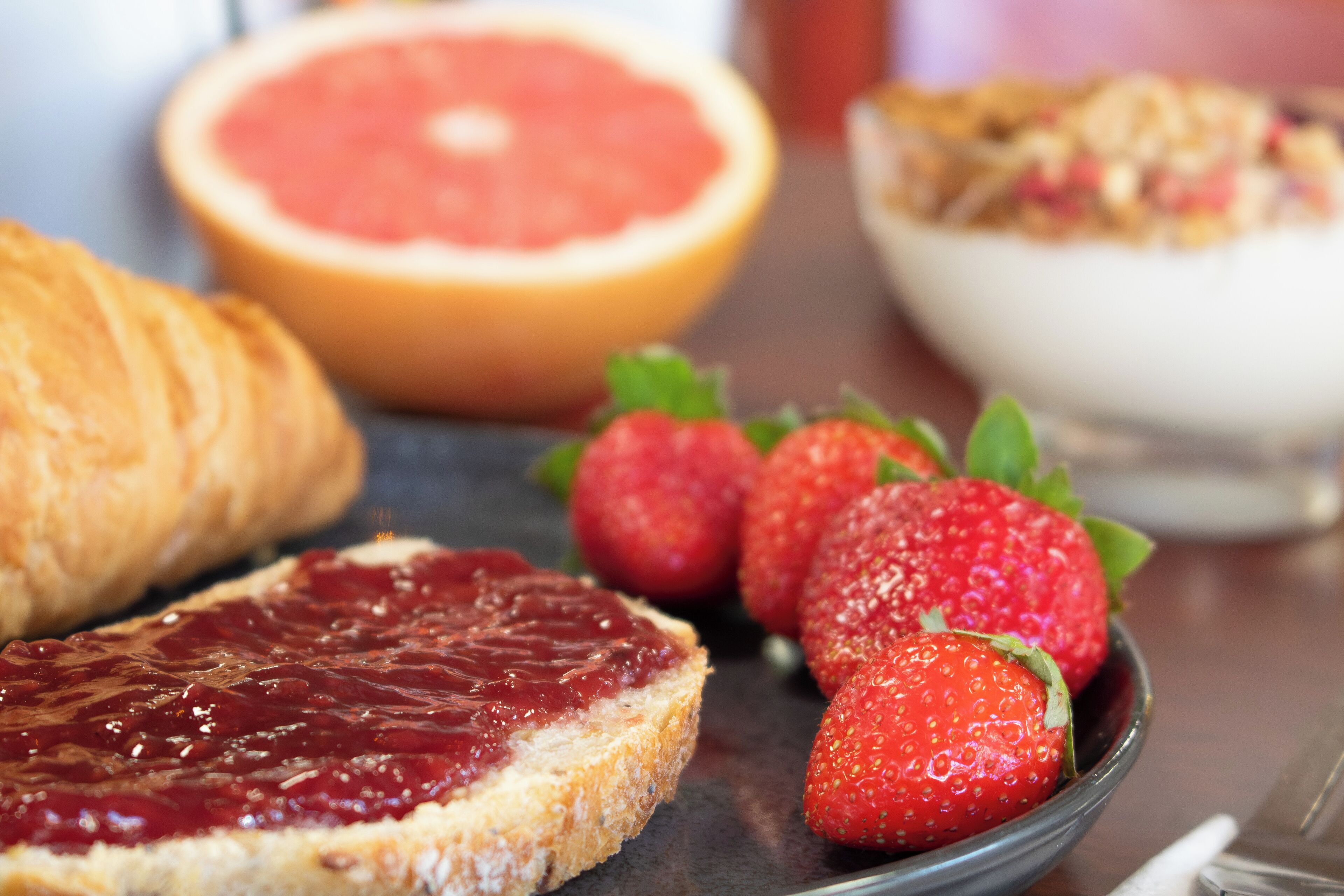 Petit déjeuner buffet servi tous les jours en supplément
