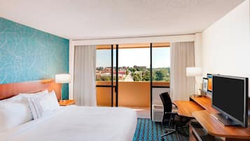 In-room safe, individually furnished, desk, laptop workspace