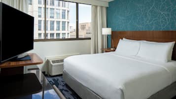 In-room safe, individually furnished, desk, laptop workspace