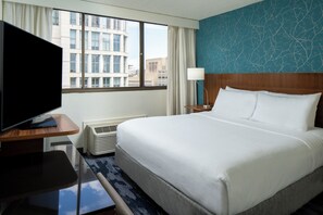 Suite, 1 King Bed with Sofa bed (High Floor) | In-room safe, individually furnished, desk, laptop workspace - Fairfield Inn & Suites by Marriott Charlotte Uptown (Charlotte)