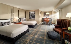 Suite, 2 Doppelbetten (Fellows Suite / Rollaway on request) | Hochwertige Bettwaren, Daunenbettdecken, Minibar, Zimmersafe