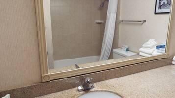 Standard Room, 2 Queen Beds, Non Smoking | Bathroom | Hair dryer, towels