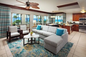 Premium bedding, in-room safe, desk, blackout curtains - Marriott's Maui Ocean Club - Lahaina & Napili Towers (Lahaina)
