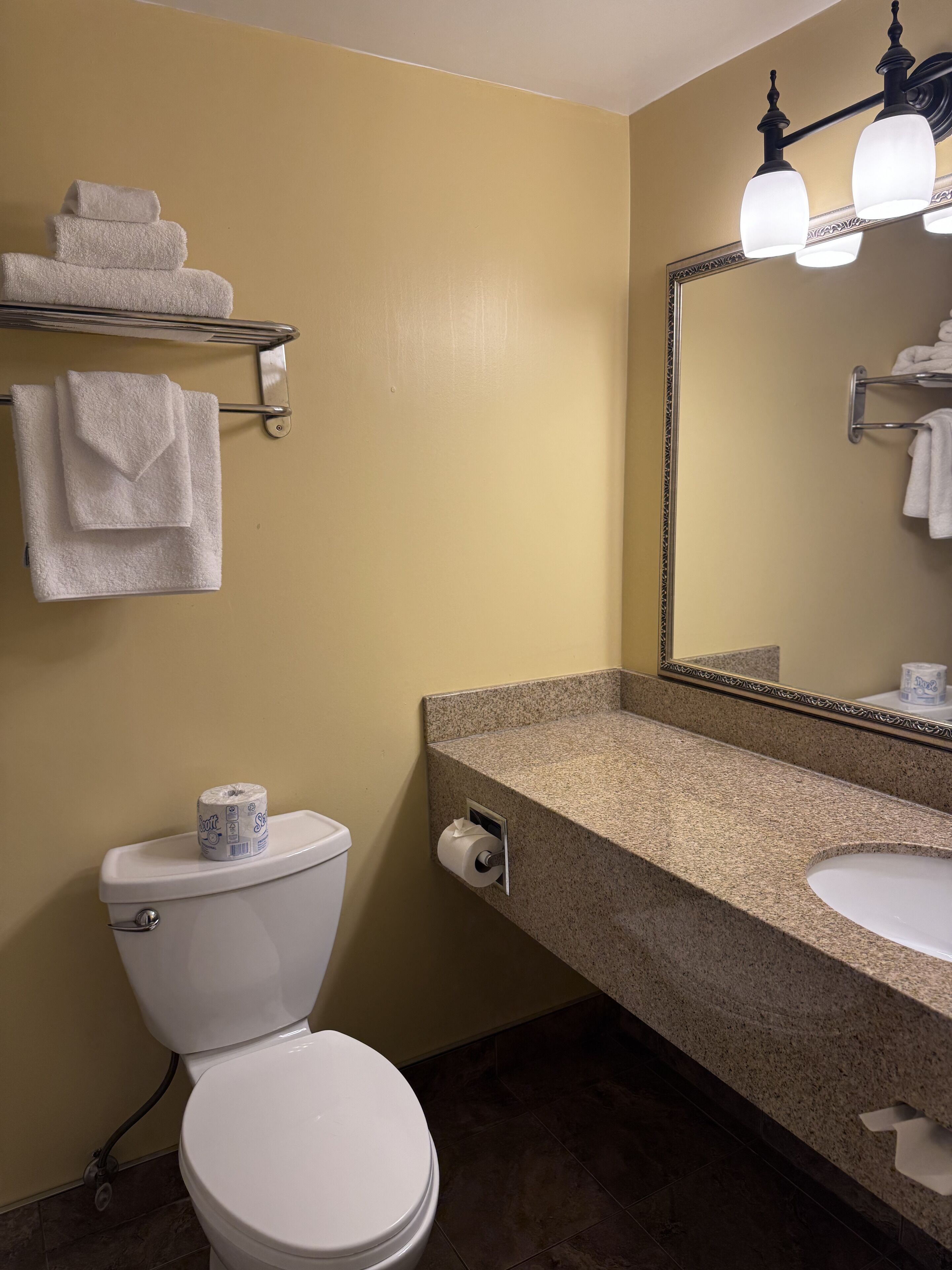 Photo - Ramada by Wyndham London