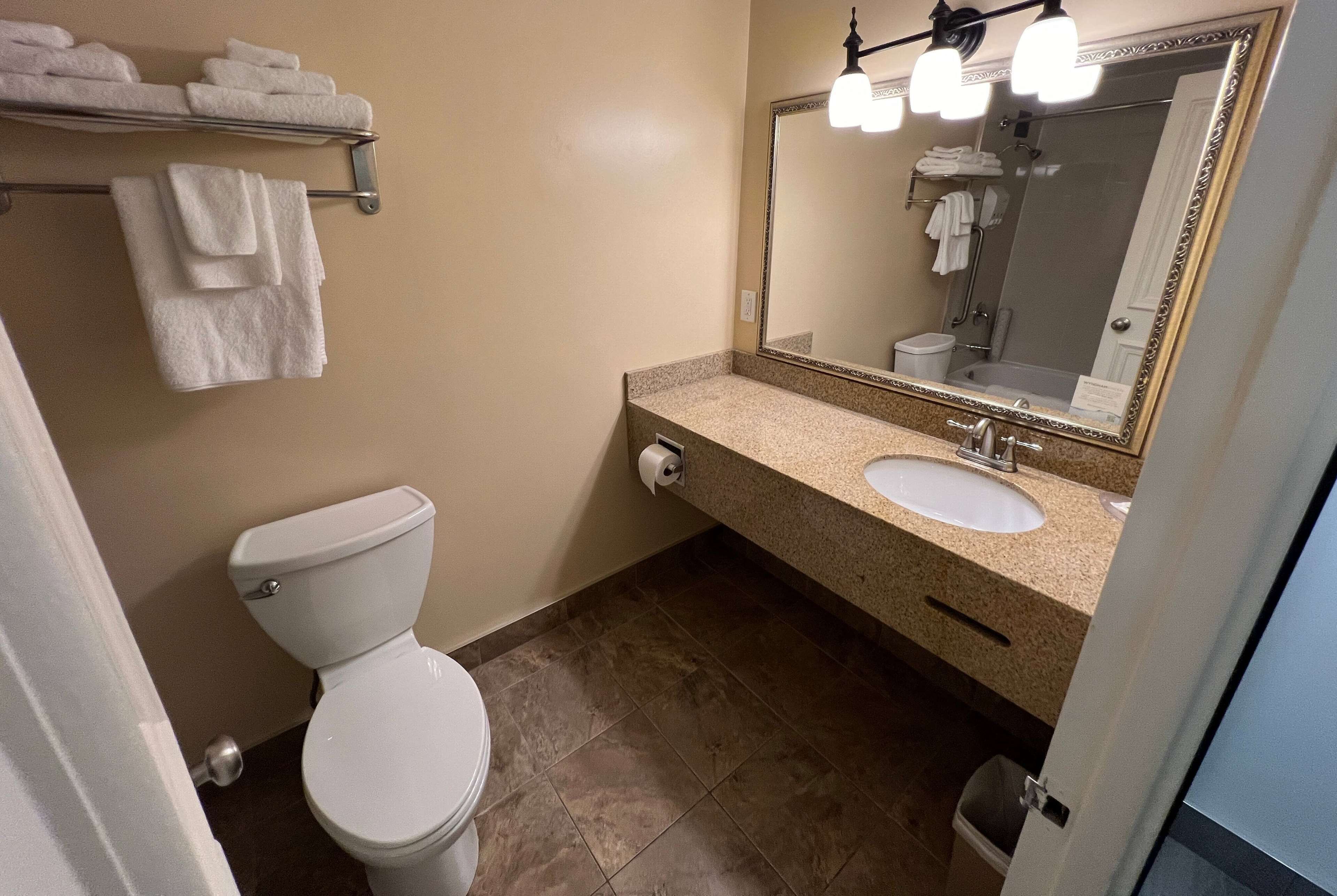 Photo - Ramada by Wyndham London
