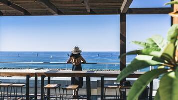 Sundeck