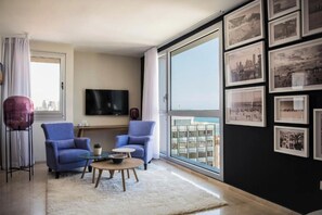 Phòng Suite phong cách cổ điển, 1 giường cỡ queen, bồn tắm nước nóng, quang cảnh biển | 1 phòng ngủ, két bảo mật tại phòng 