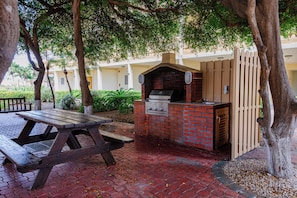 BBQ/picnic area