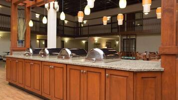 تناول الطعام