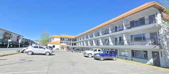 Ramada by Wyndham Anchorage