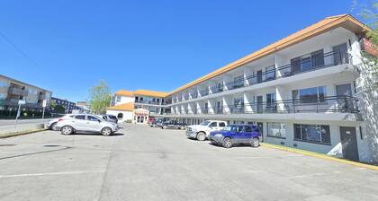 Ramada by Wyndham Anchorage