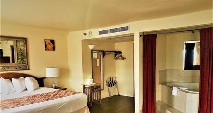 Ramada by Wyndham Anchorage