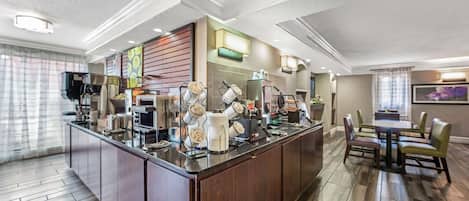 Gratis frukostbuffé varje dag