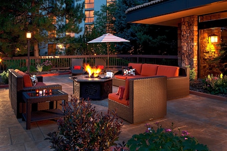 Terraza o patio. Denver Marriott West